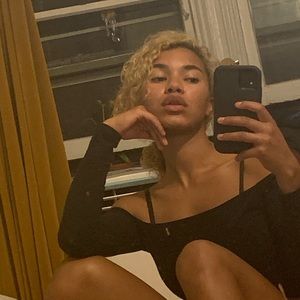 Meet your Posher, Serene